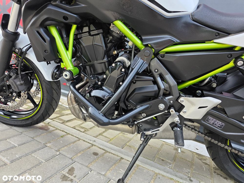 Kawasaki Z 650 - 10