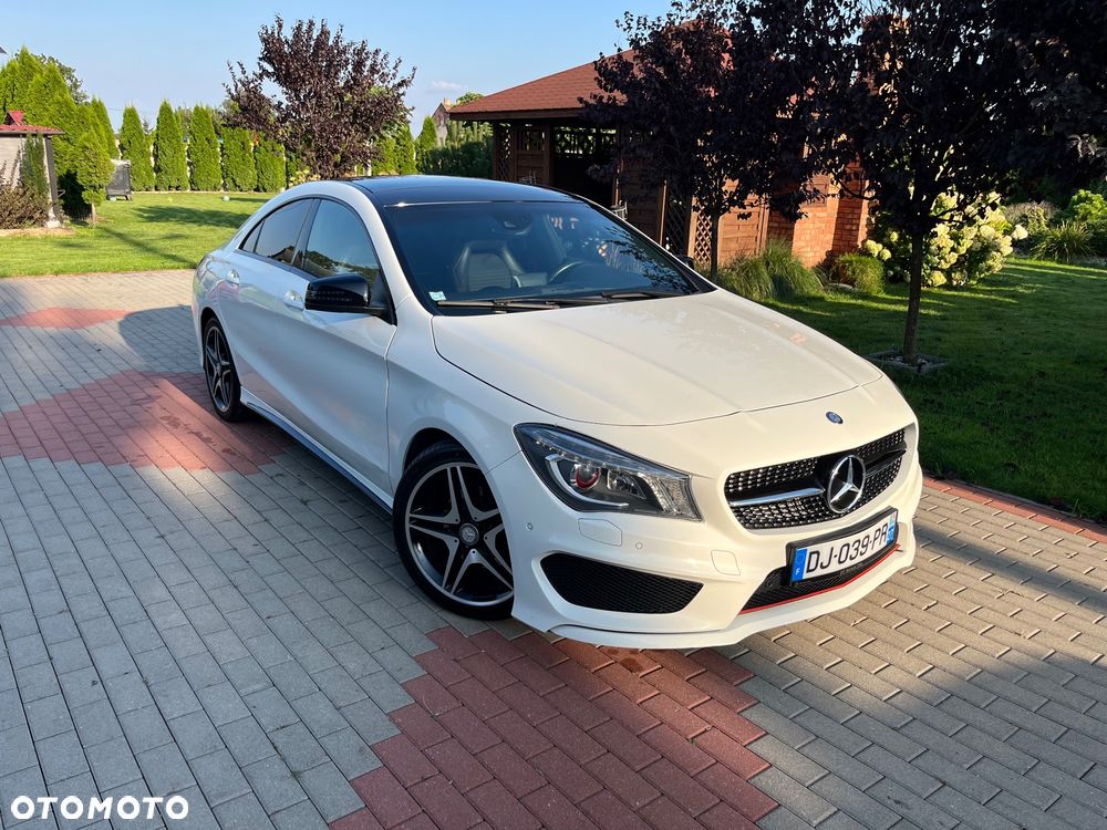 Mercedes-Benz CLA 200 CDI 7G-DCT AMG Line - 5