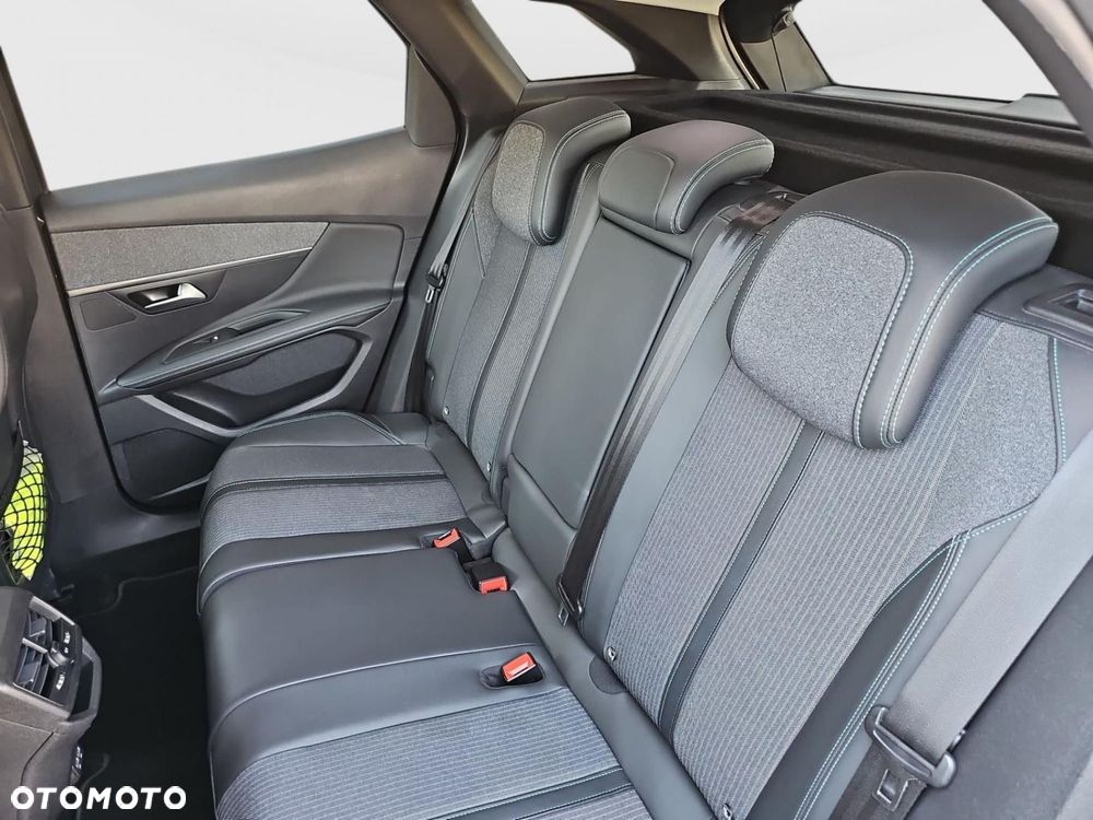 Peugeot 3008 1.2 PureTech GPF Allure S&S EAT8 - 14