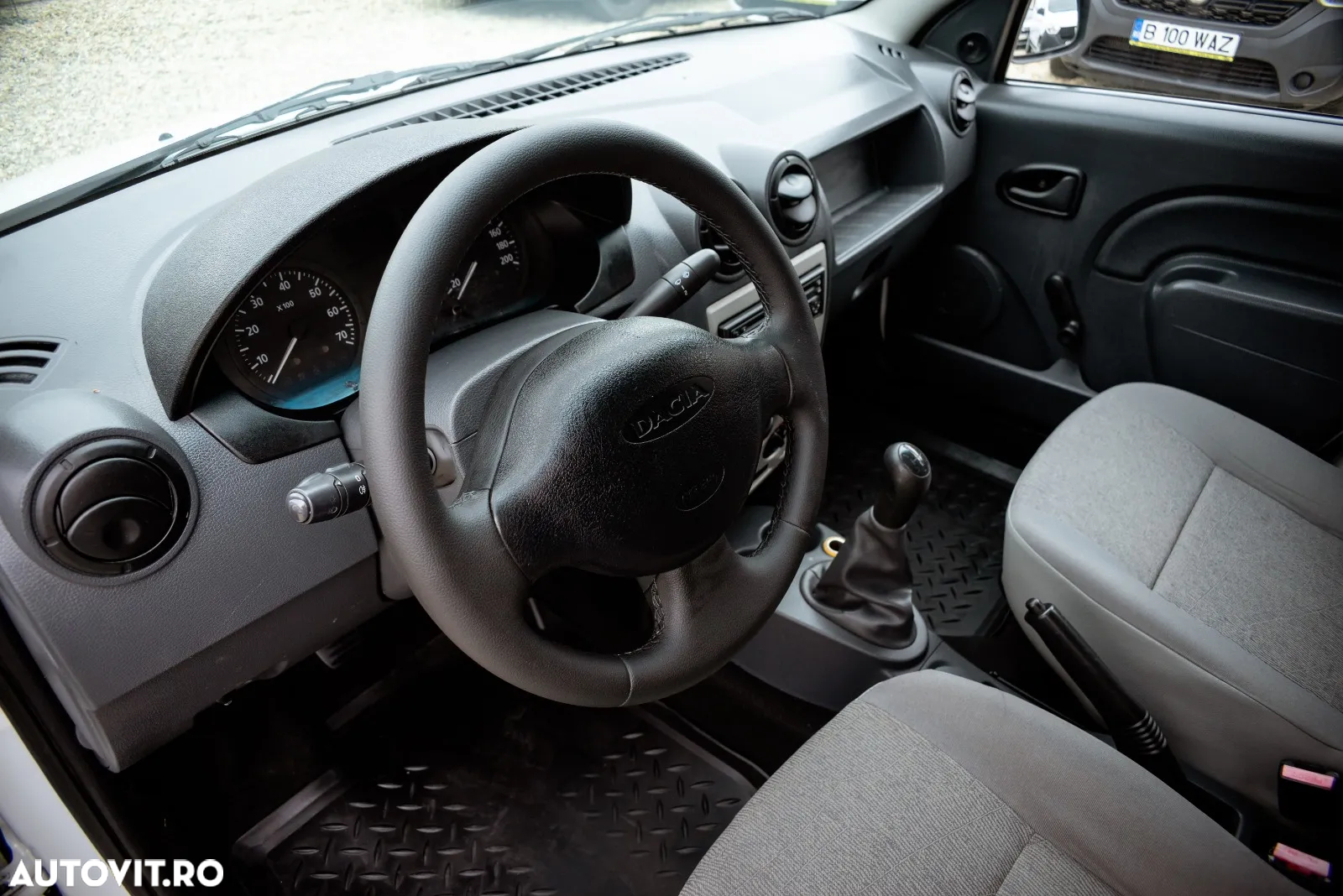 Dacia Pick Up - 13