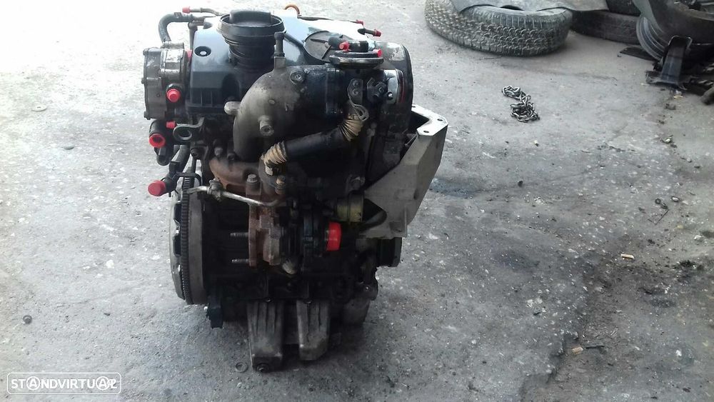 MOTOR COMPLETO VOLKSWAGEN POLO 2004 - 4
