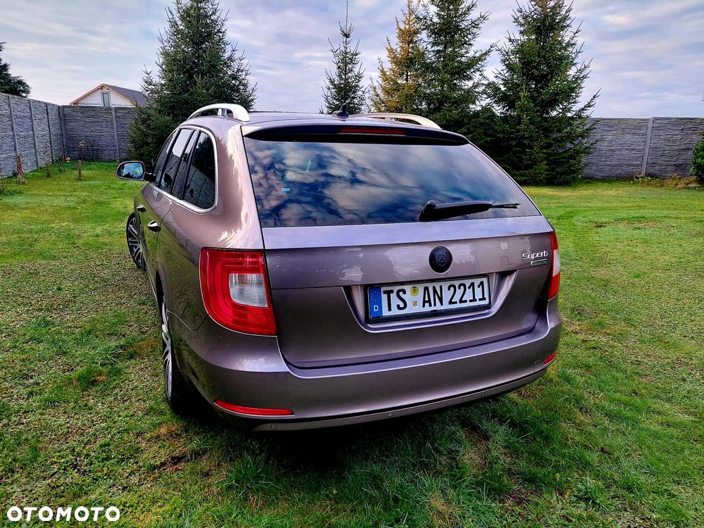 Skoda Superb 1.6 TDI GreenLine - 17