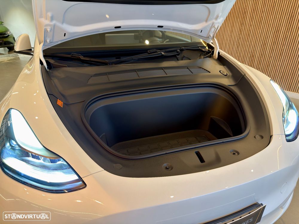 Tesla Model Y Tração Traseira - 50