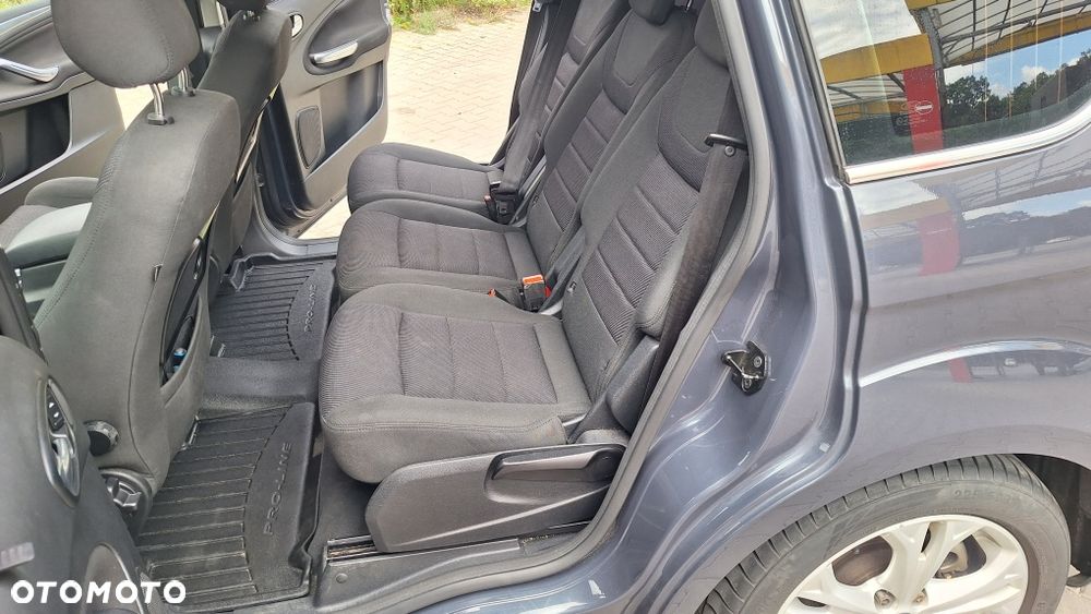 Ford S-Max - 6