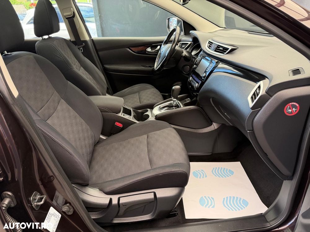 Nissan Qashqai 1.6 DCI Start/Stop X-TRONIC N-Connecta - 9