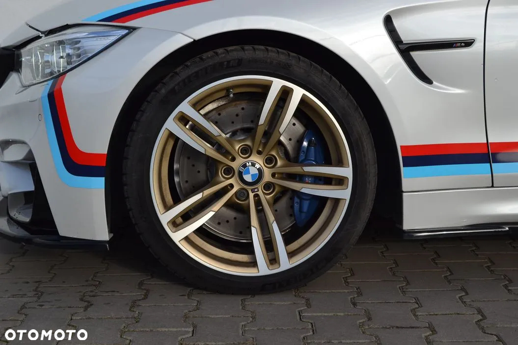 BMW M4 DKG - 4