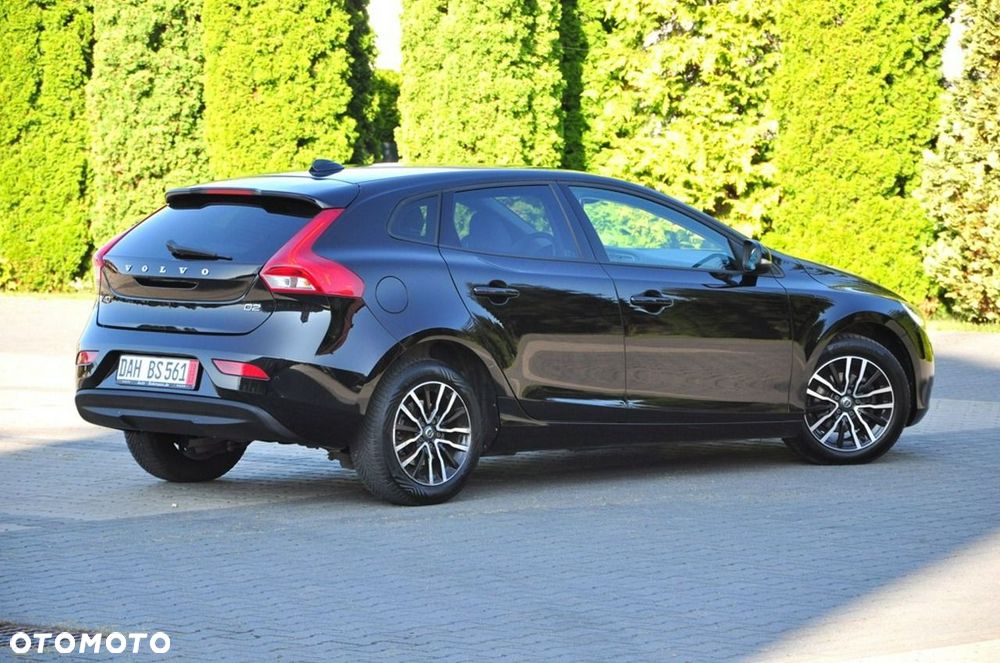 Volvo V40 - 15