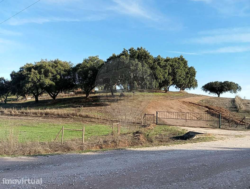Herdade T0 para venda - Grande imagem: 2/26