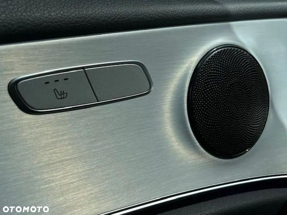 Mercedes-Benz Klasa E - 29