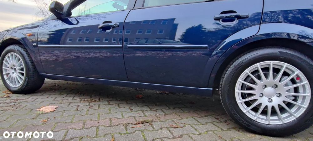 Ford Mondeo 2.5 V6 Sport - 22
