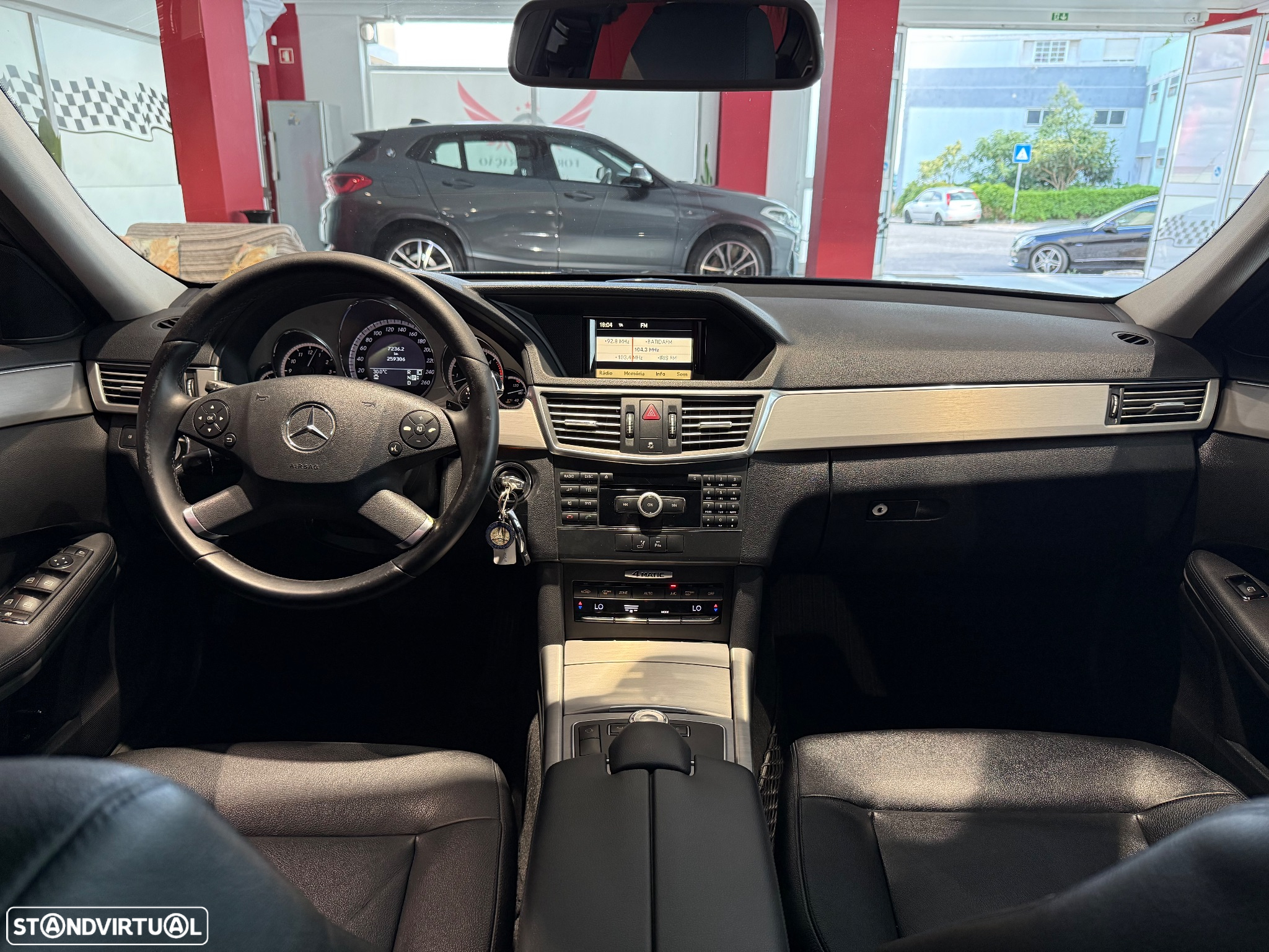 Mercedes-Benz E 350 CDi Avantgarde 4-Matic BlueEfficiency - 10