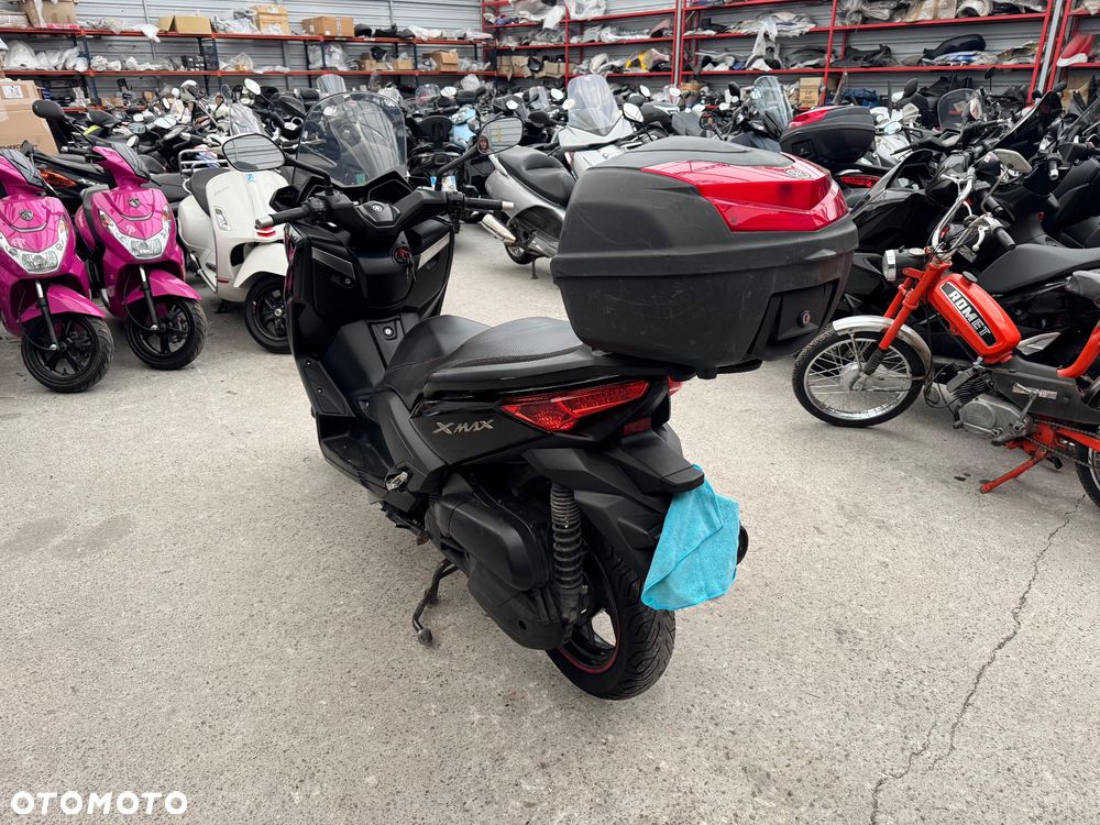 Yamaha X-max - 5