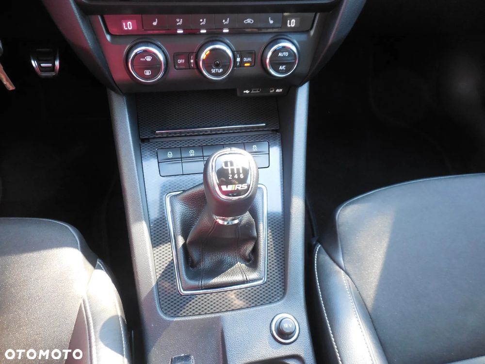 Skoda Octavia 2.0 TDI (Green tec) RS - 27