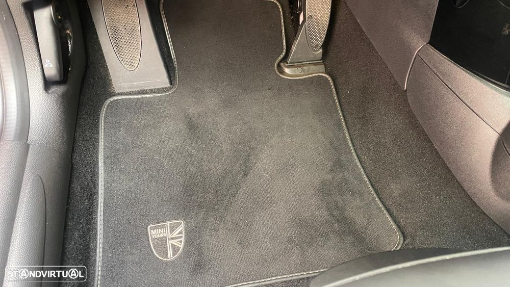 MINI 3 Portas Cooper SE Yours - 17