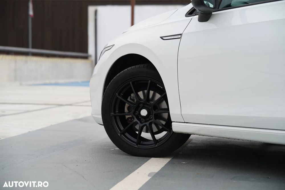 Volkswagen Golf 1.5 TSI ACT Life - 14