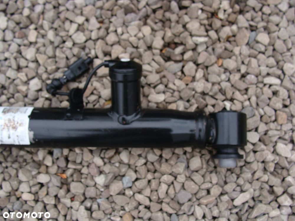 amortyzator tył aktywny a6 c6 4f0616032m !! - 2