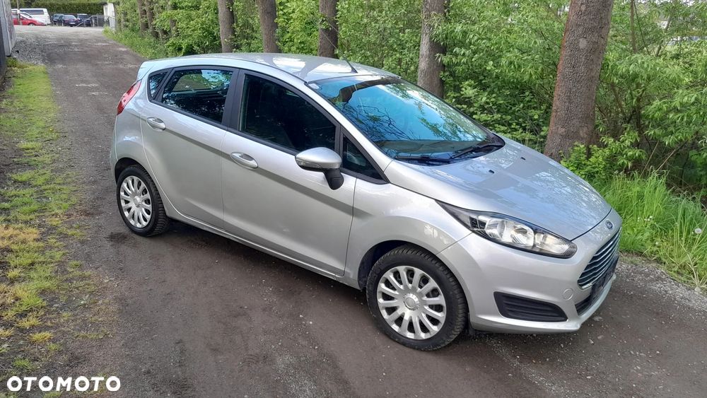 Ford Fiesta - 2