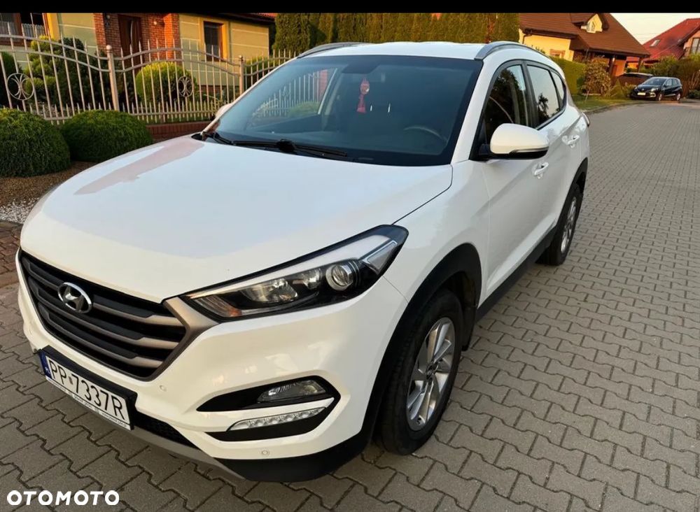 Hyundai Tucson 1.7 CRDI BlueDrive Classic 2WD DCT - 2