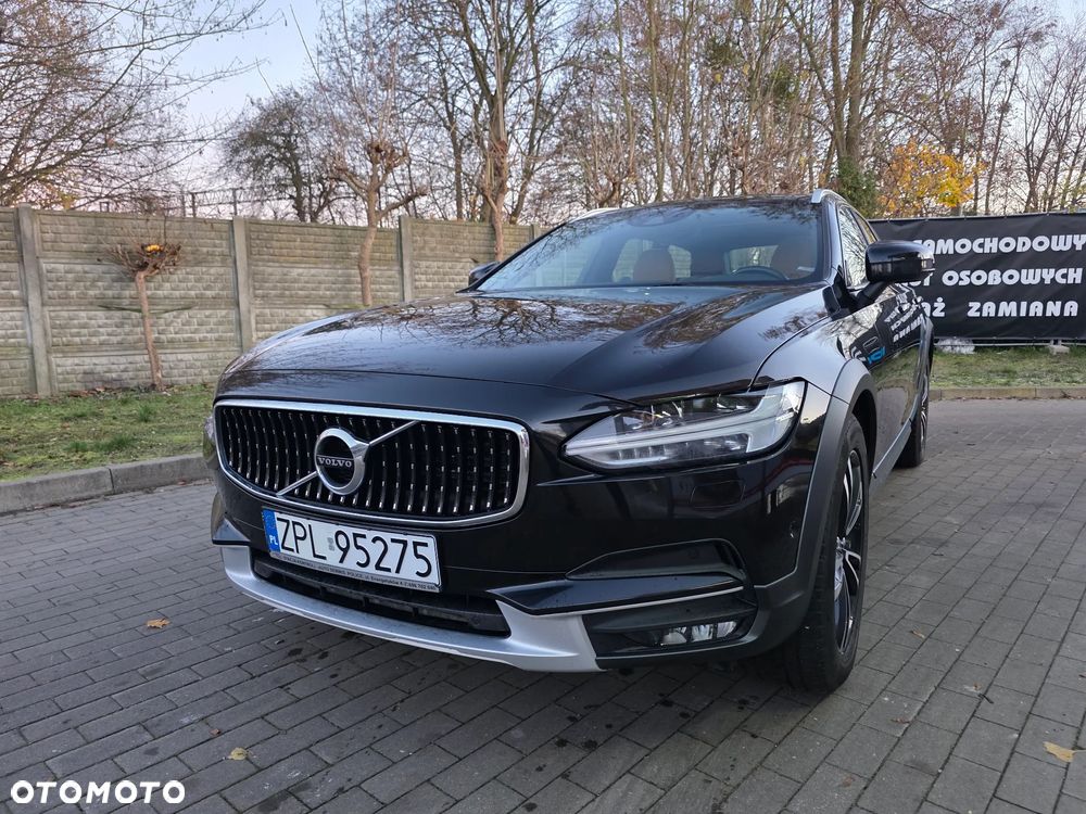 Volvo V90 Cross Country D5 SCR AWD Ocean Race - 10