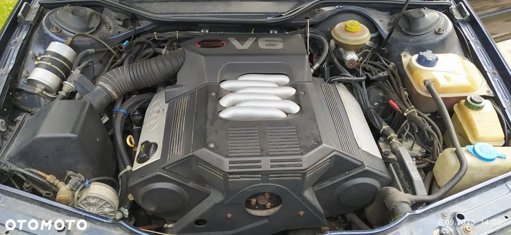 Audi 100 2.6 E - 13