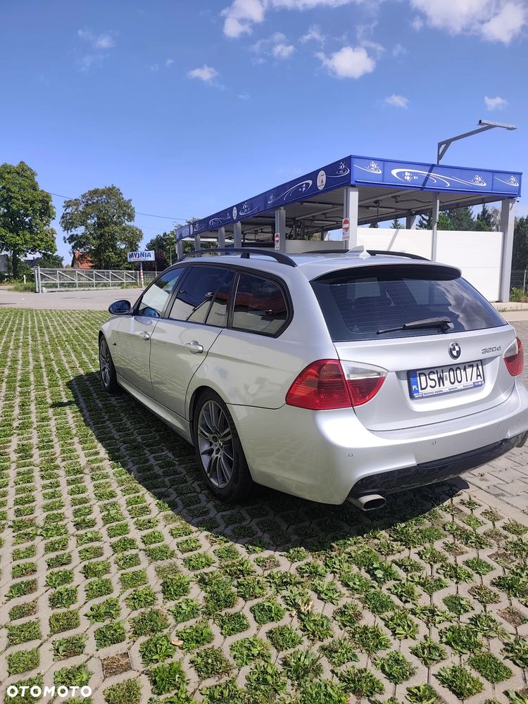 BMW Seria 3 320d - 3