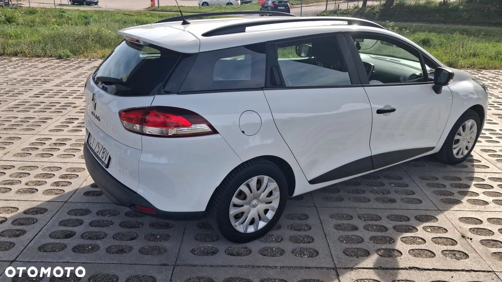 Renault Clio - 6