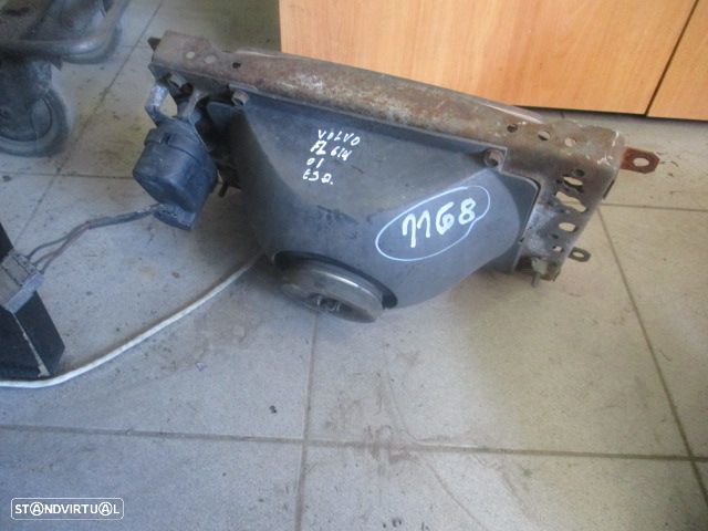 Farol FAR1168 VOLVO FL 614 2001 ESQ H4 - 1