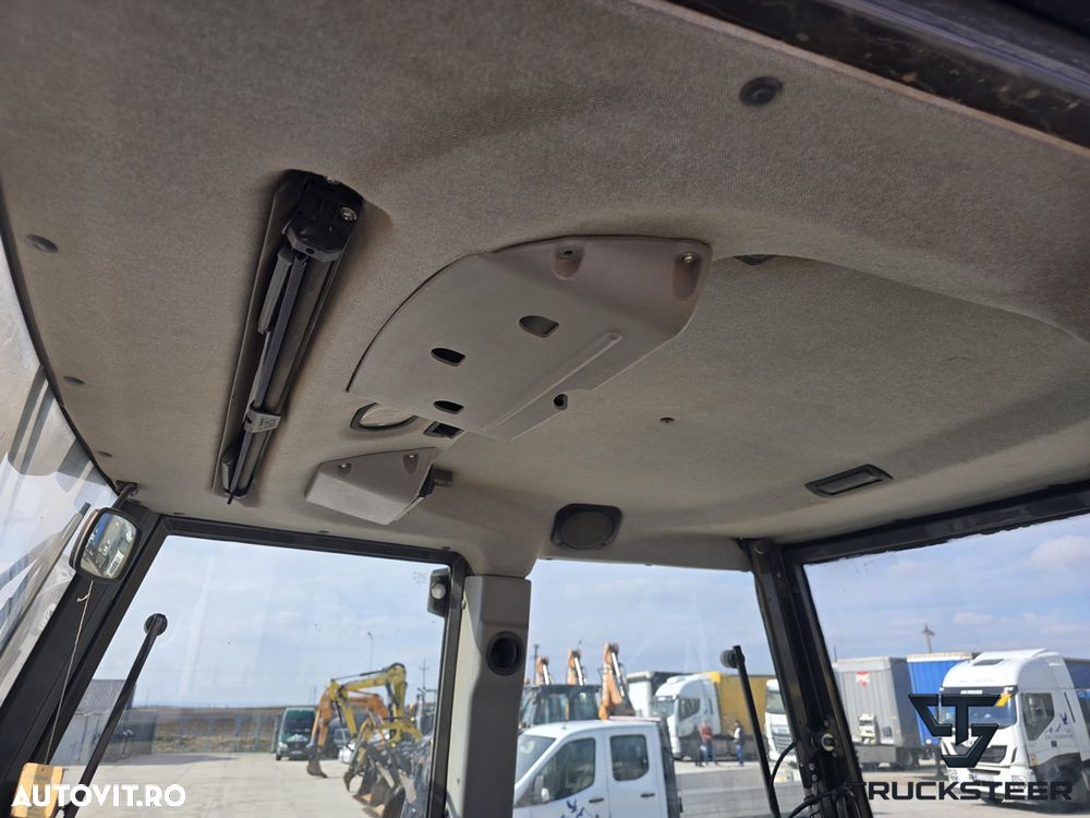 New Holland B115 - 16