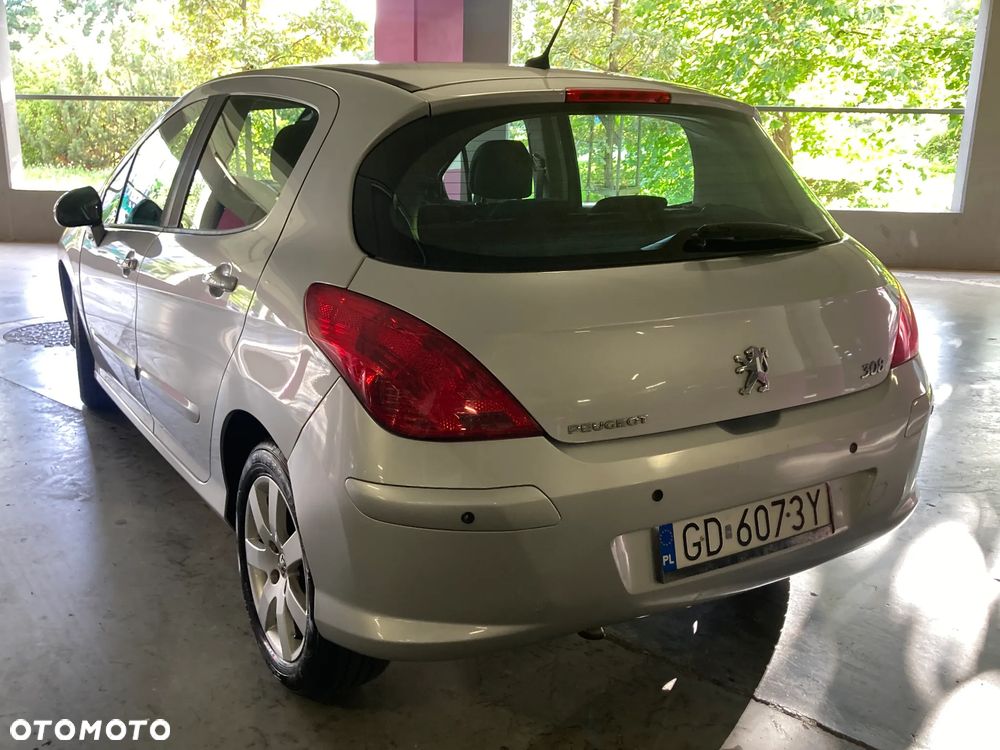 Peugeot 308 - 6
