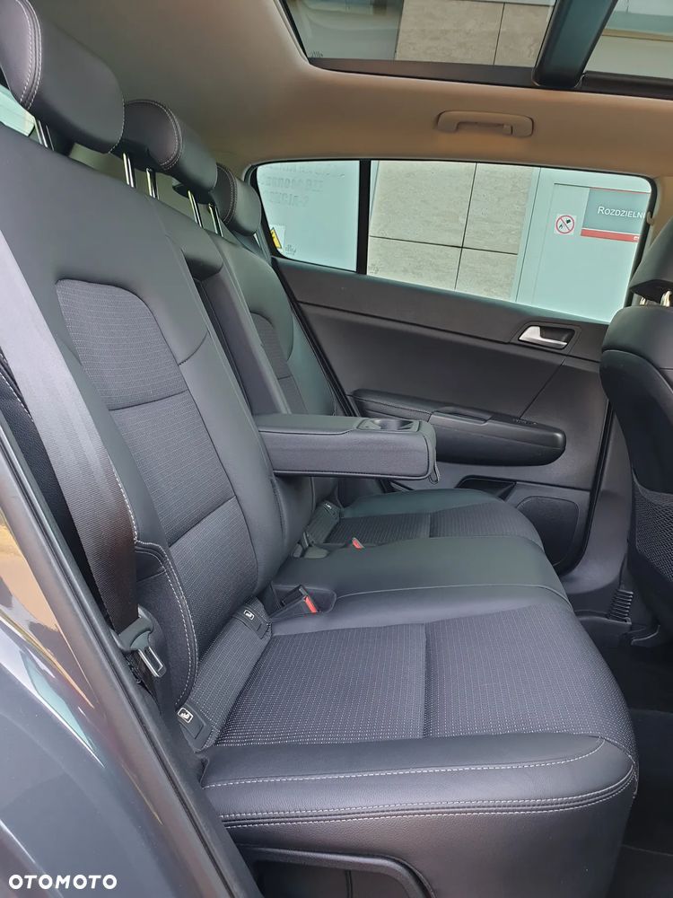 Kia Sportage 1.6 T-GDI Black Edition 2WD DCT - 35