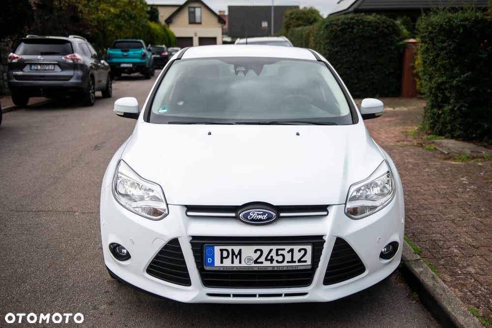 Ford Focus 2013 photo 2