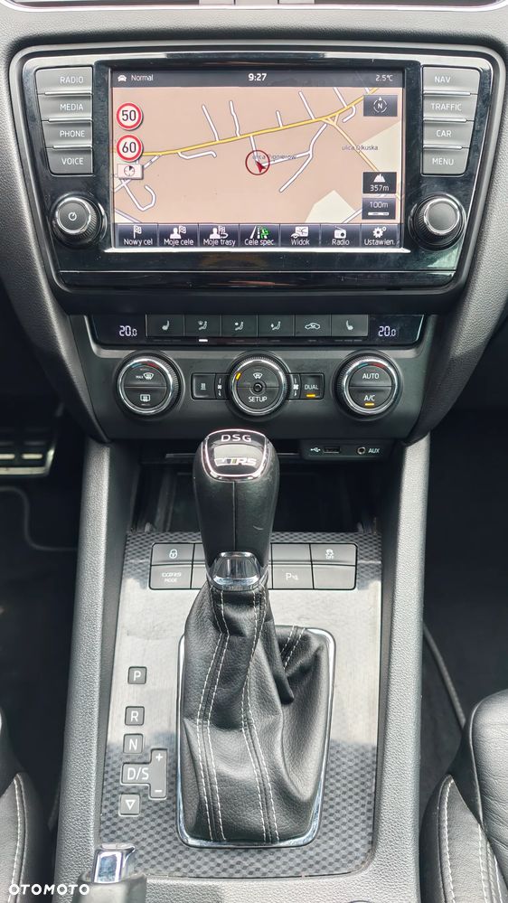 Skoda Octavia 2.0 TDI DSG RS - 26