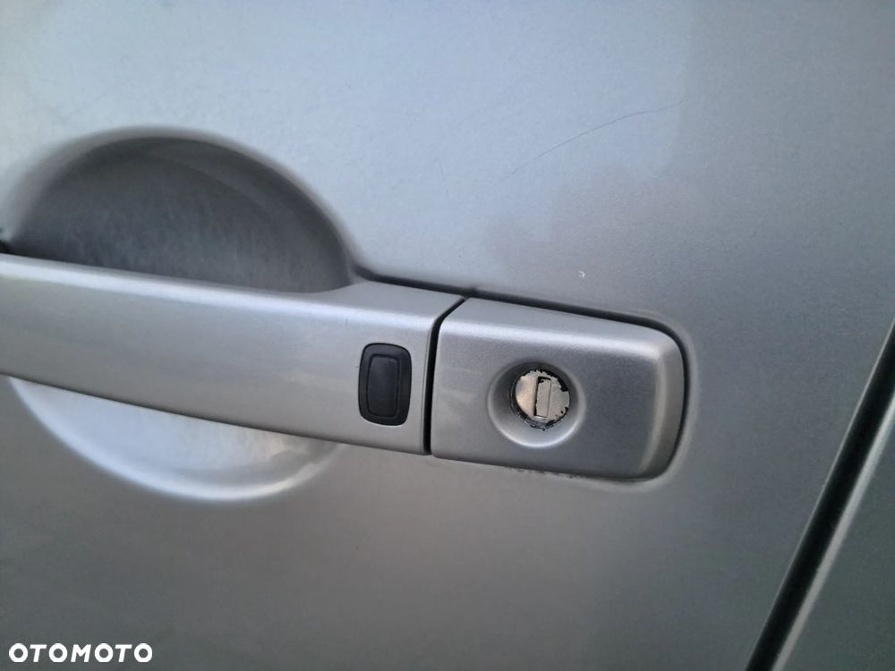 Nissan Qashqai+2 2.0 Tekna Premium - 29