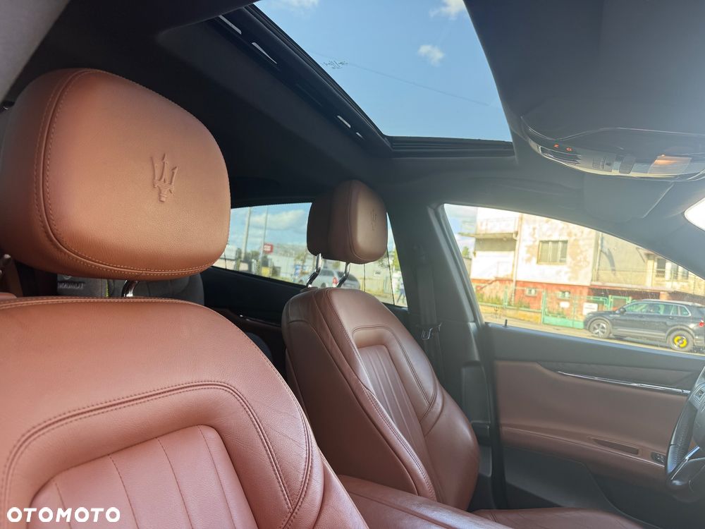 Maserati Quattroporte Q4 GranSport S - 25
