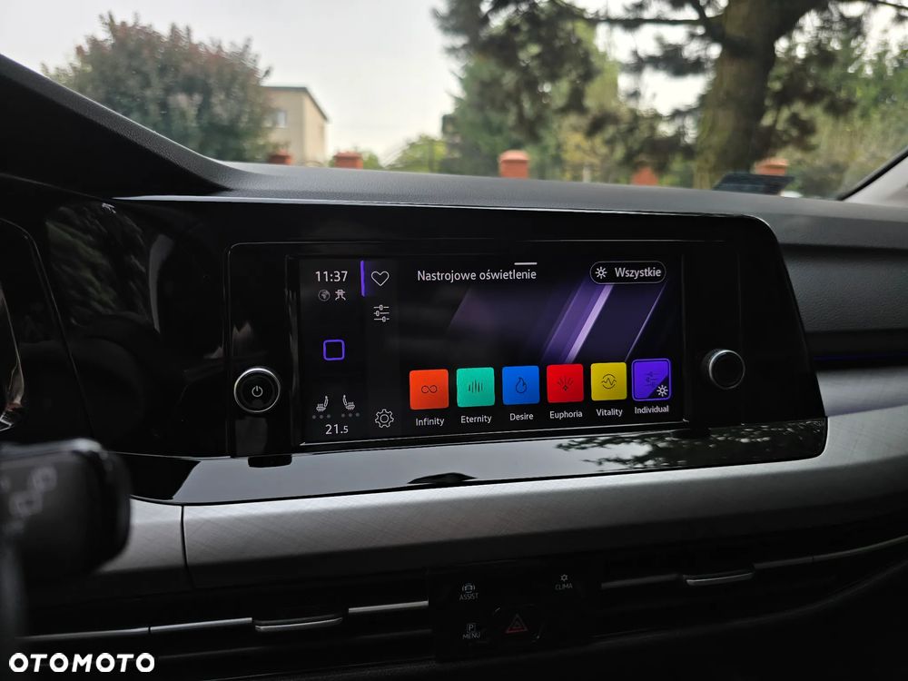 Volkswagen Golf - 27