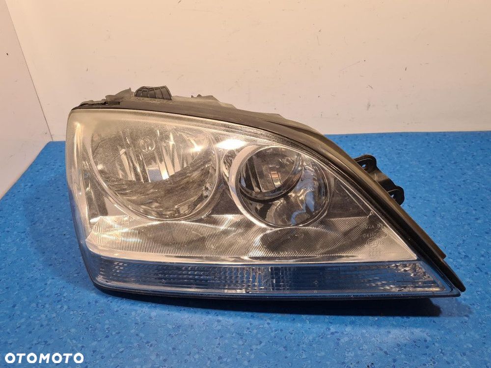 KIA SORENTO I REFLEKTOR PRAWY - 8