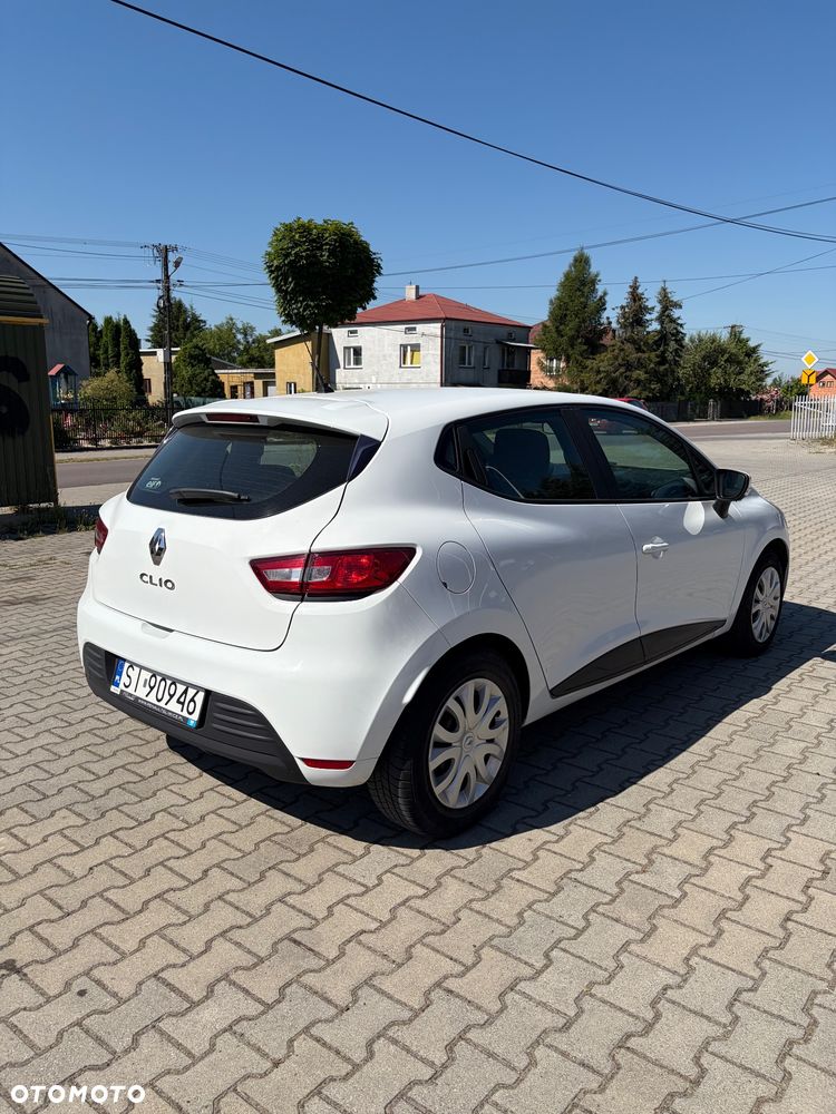 Renault Clio - 6