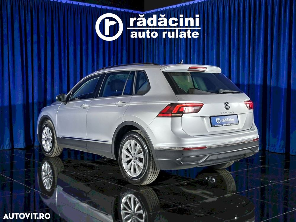 Volkswagen Tiguan - 9