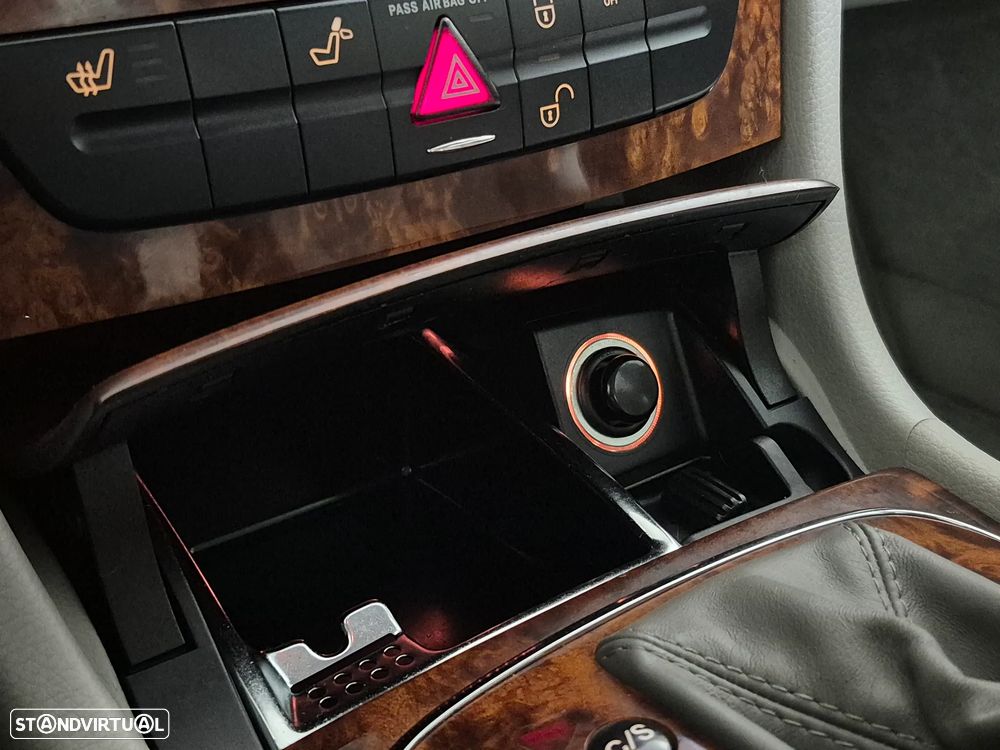 Mercedes-Benz E 220 CDI Auto Elegance - 24