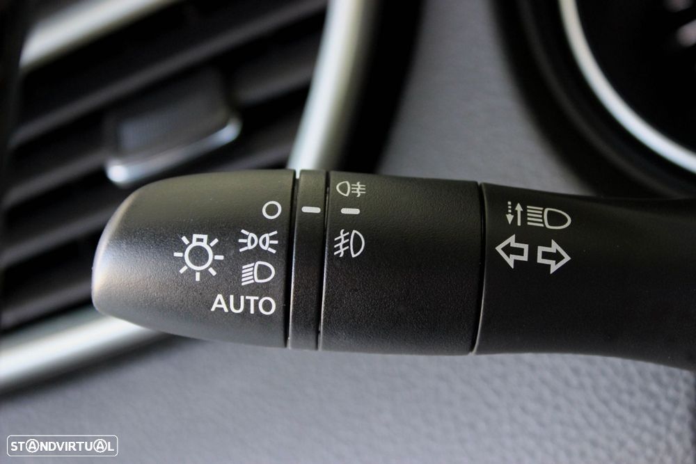 Nissan Qashqai 1.5 dCi N-Connecta - 20