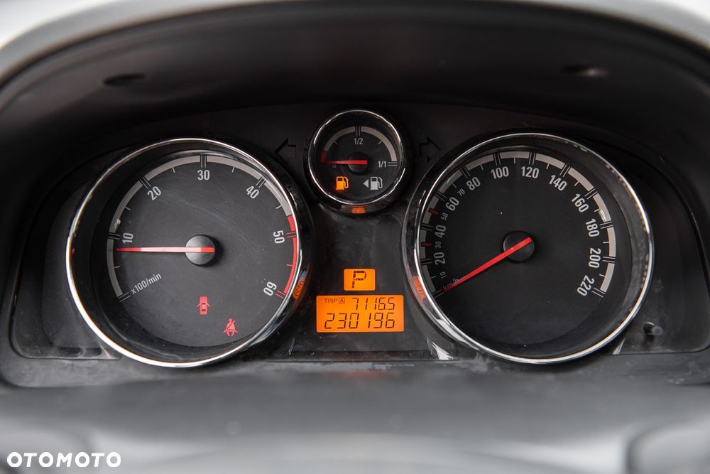 Opel Antara 2.0 CDTI Automatik 4x4 Edition - 20