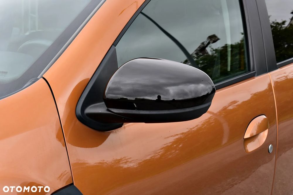 Dacia Duster 1.0 TCe SL Celebration - 18