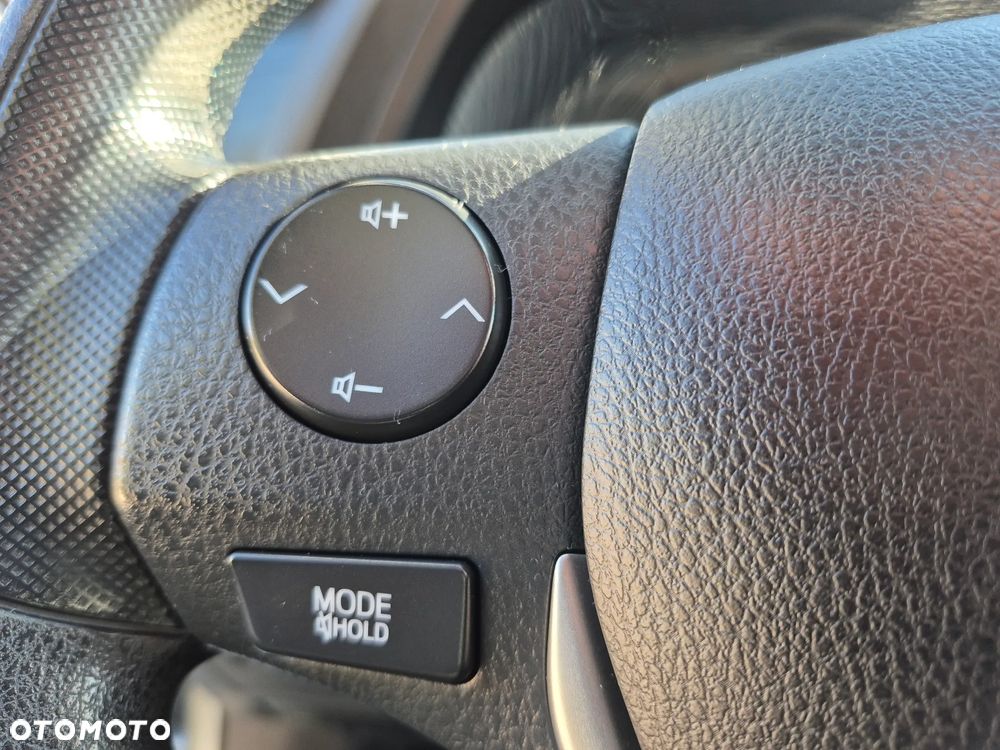 Toyota Auris 1.33 VVT-i Premium - 23