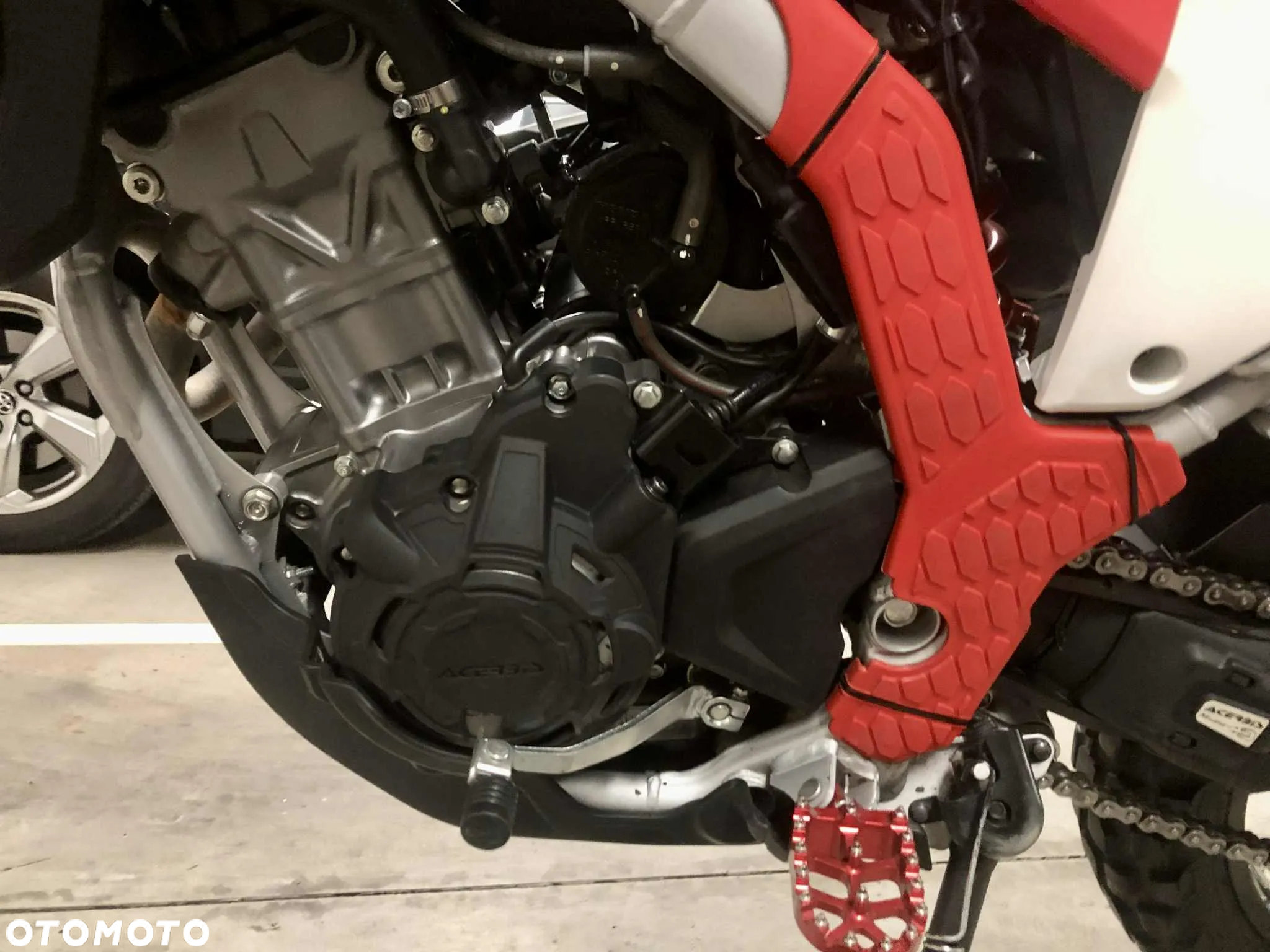 Honda CRF - 8