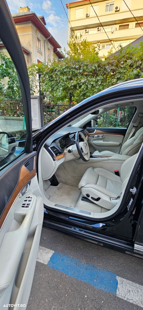 Volvo XC 90 - 13