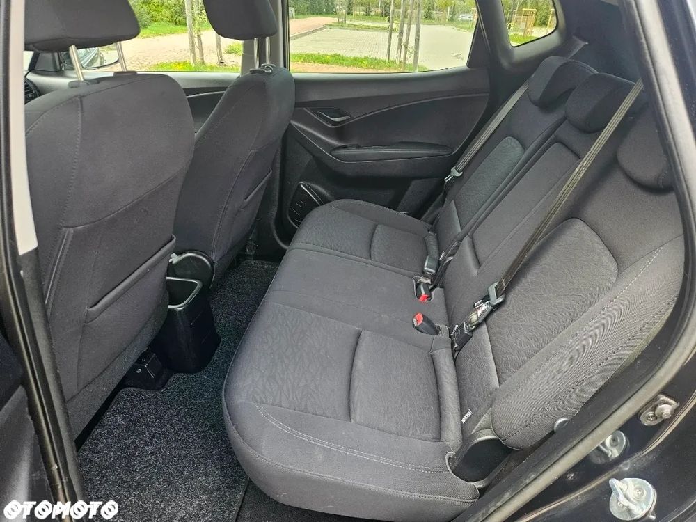 Hyundai ix20 1.4 blue Comfort - 14