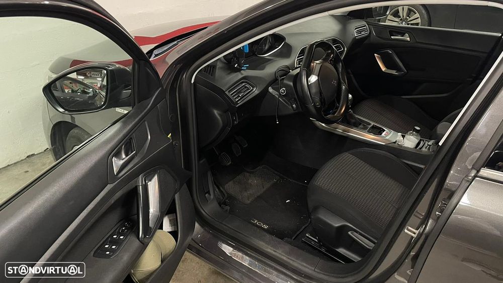 Peugeot 308 SW 1.2 PureTech Style - 3