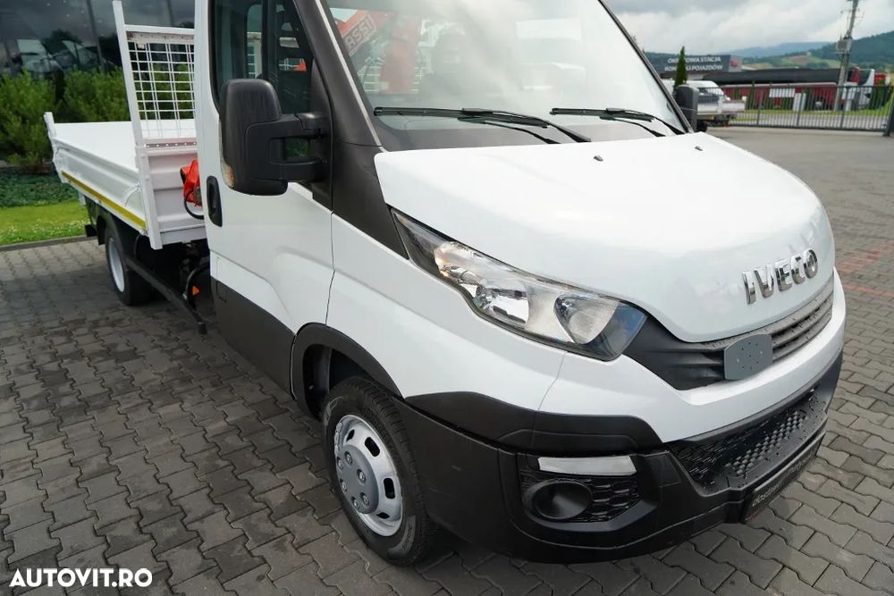 Renault DAILY 35-150 / BASCULATOR + MACARA AUTOCAR FASSI F32A / CAPACITATE DE RIDICARE MAXIMĂ 995 KG / RAZĂ DE ATINGERE 5,5 M / IMPORTAT - 18