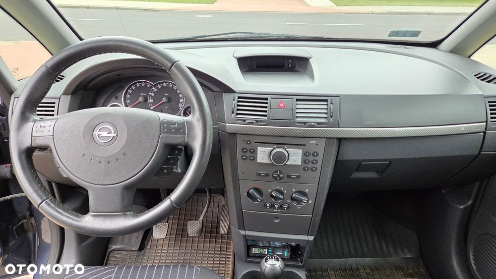 Opel Meriva - 11