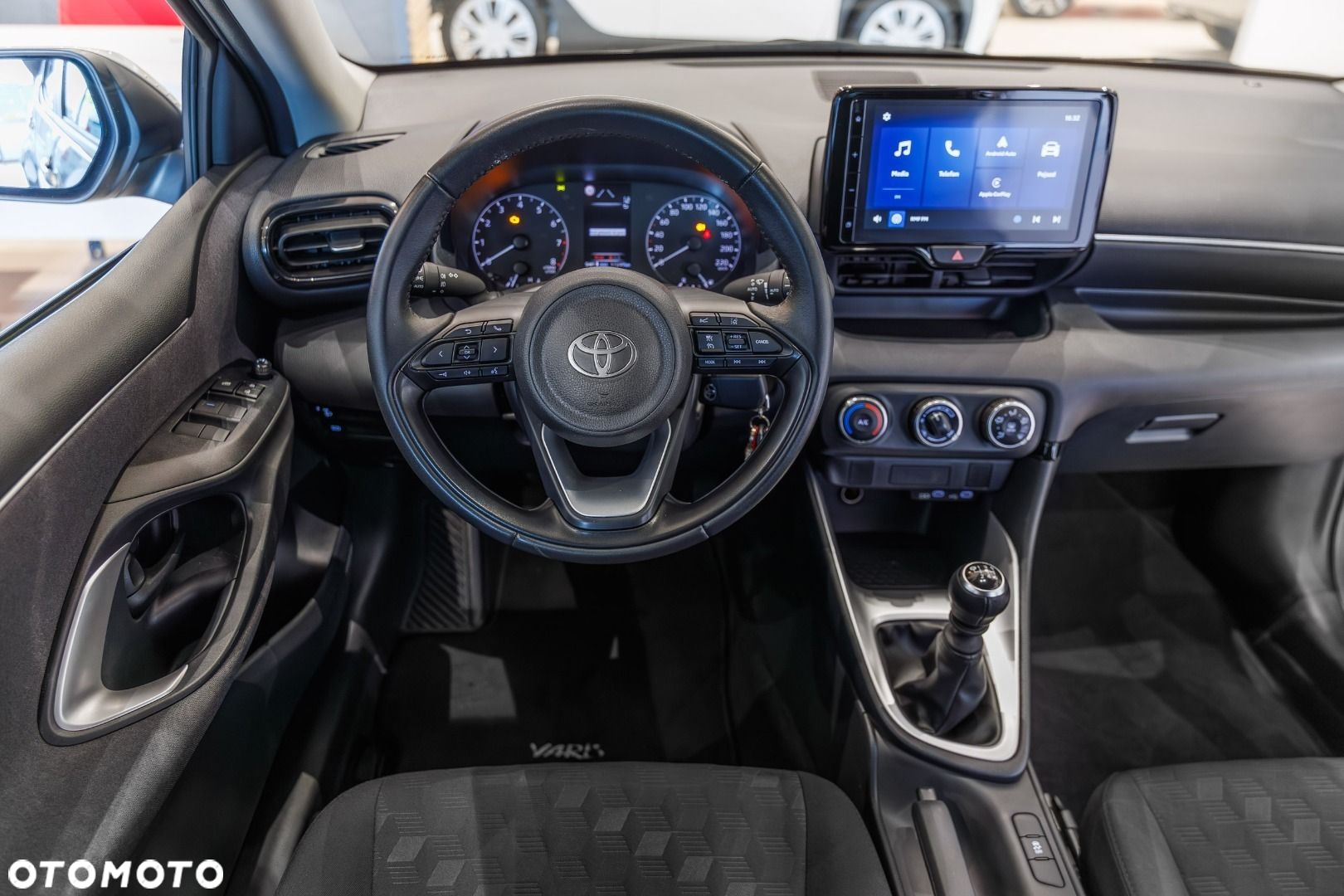 Toyota Yaris - 23